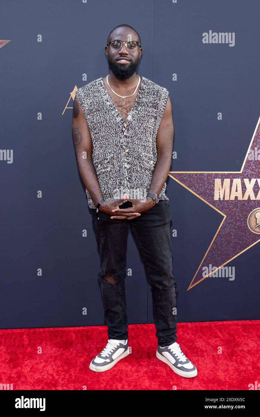 Juju Green, alias Straw Hat Goofy, partecipa agli arrivi del "MAXXXINE" degli A24 al TCL Chinese Theatre di Hollywood, CALIFORNIA, il 24 giugno 2024. (Foto di Corine Solberg/SipaUSA) Foto Stock