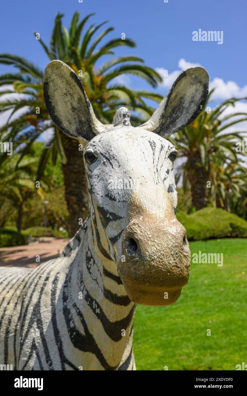 Scultura Zebra, Parque de la Paloma, Benalmadena, Costa del Sol, Malaga, Spagna Foto Stock