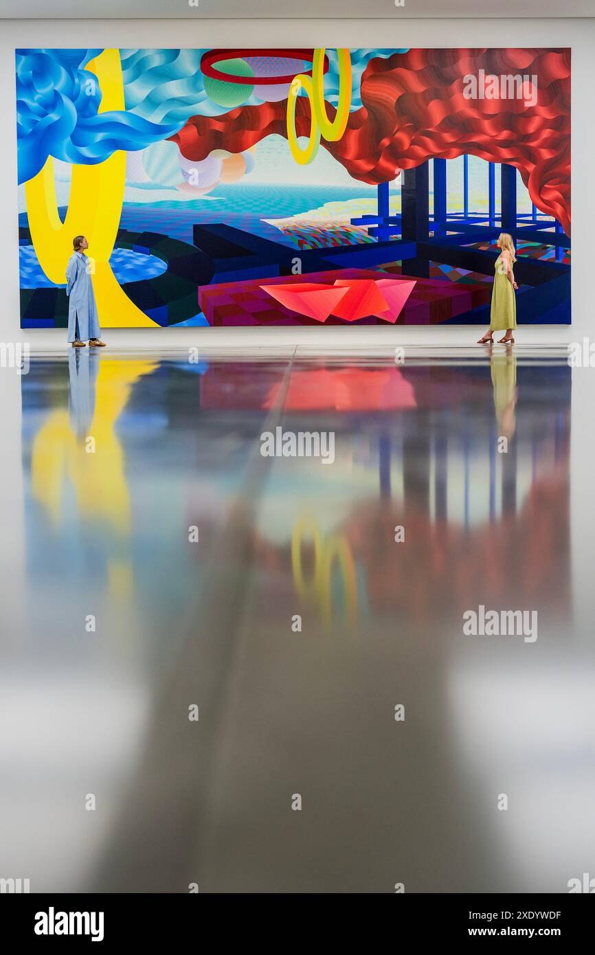 Londra, Regno Unito. 25 giugno 2024. Eagle Rock IV, 2004 - al Held: About Space, un'importante indagine sul lavoro pionieristico del pittore astratto tardo americano a White Cube Bermondsey. La mostra include opere chiave esposte pubblicamente per la prima volta, tra cui dipinti colossali di oltre 4 m x 9 m, e segna la prima presentazione europea di opere risalenti alla fine della carriera dell'artista. Crediti: Guy Bell/Alamy Live News Foto Stock