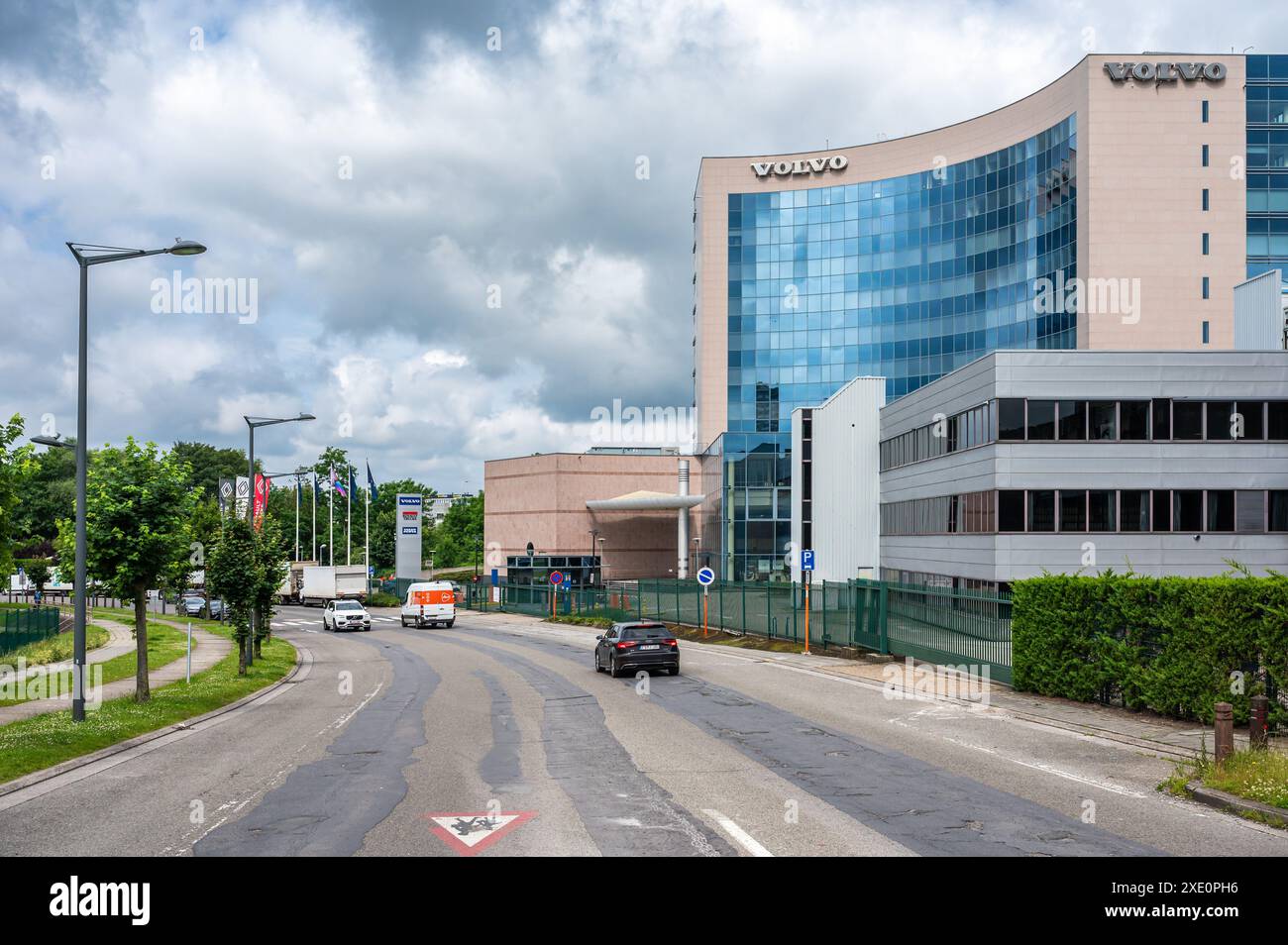 Sint Agatha Berchem Bruxelles, Belgio, 22 giugno 2024 - sede Volvo e Renault Trucks Foto Stock