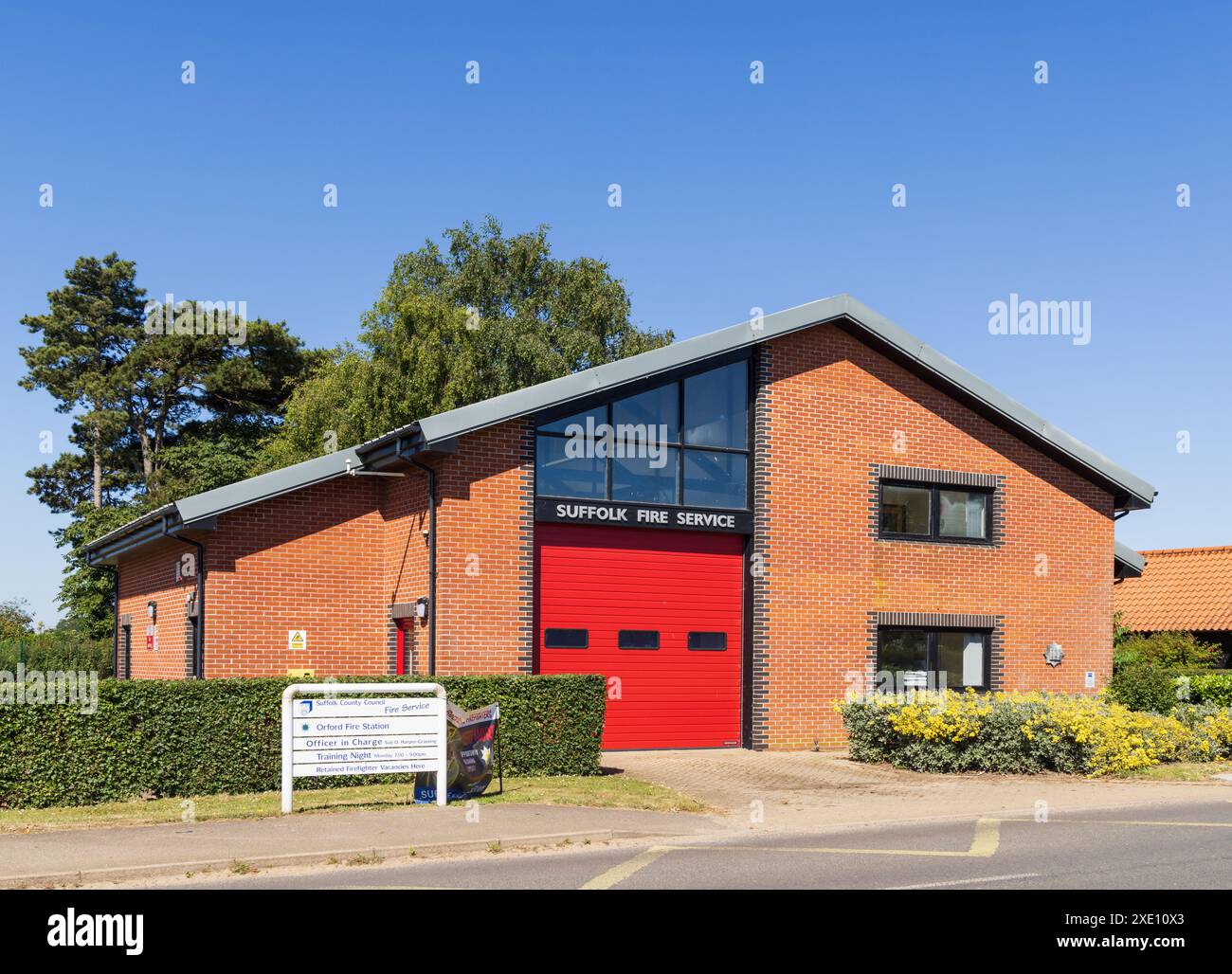 Esterno della stazione dei vigili del fuoco di Orford. Suffolk. REGNO UNITO Foto Stock