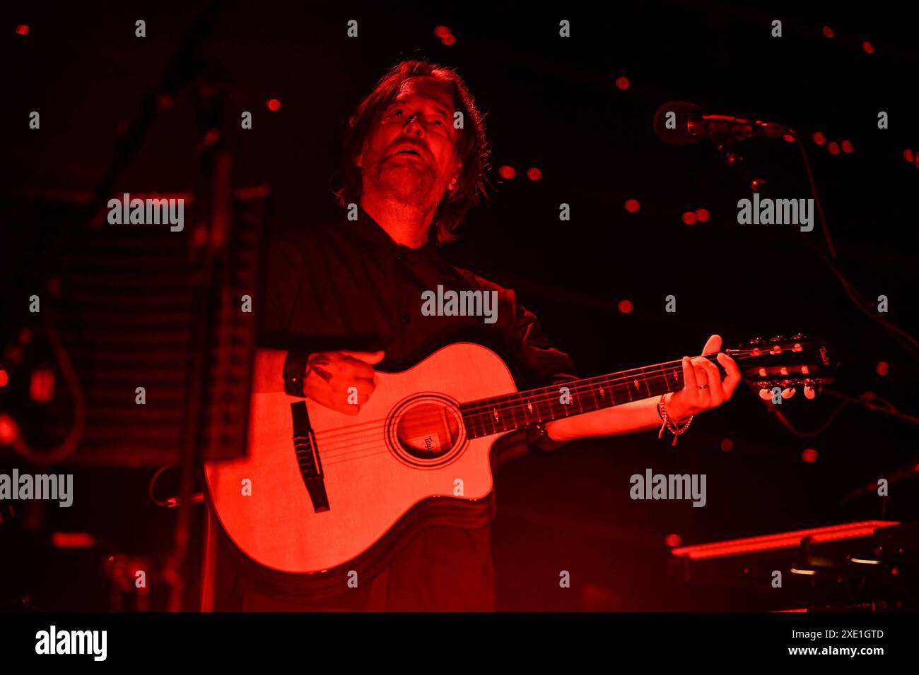 Concerto musicale - THE SMILE Summer 2024 Thom Yorke of the Smile si esibisce durante il Smile Live in Europe 2024 Tour alla Cavea dell'Auditorium Parco della musica, il 24 giugno 2024 a Roma, Italia. Rome Cavea Auditorium Parco della musica Italia Copyright: XDomenicoxCippitellix/xLiveMediax LPM 1418598 Foto Stock