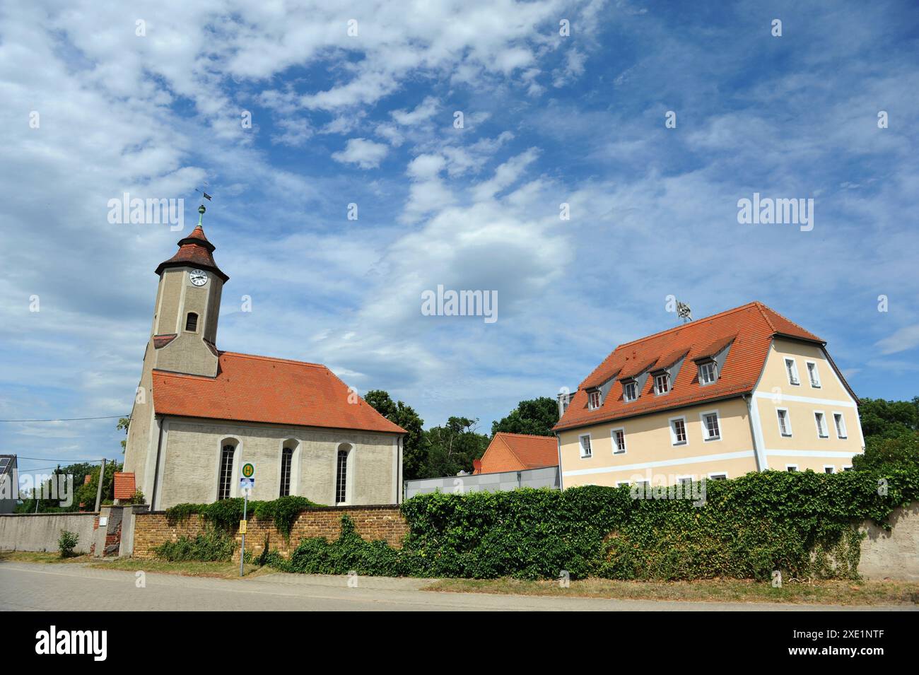 Forse la chiesa parrocchiale Sausedlitz Foto Stock