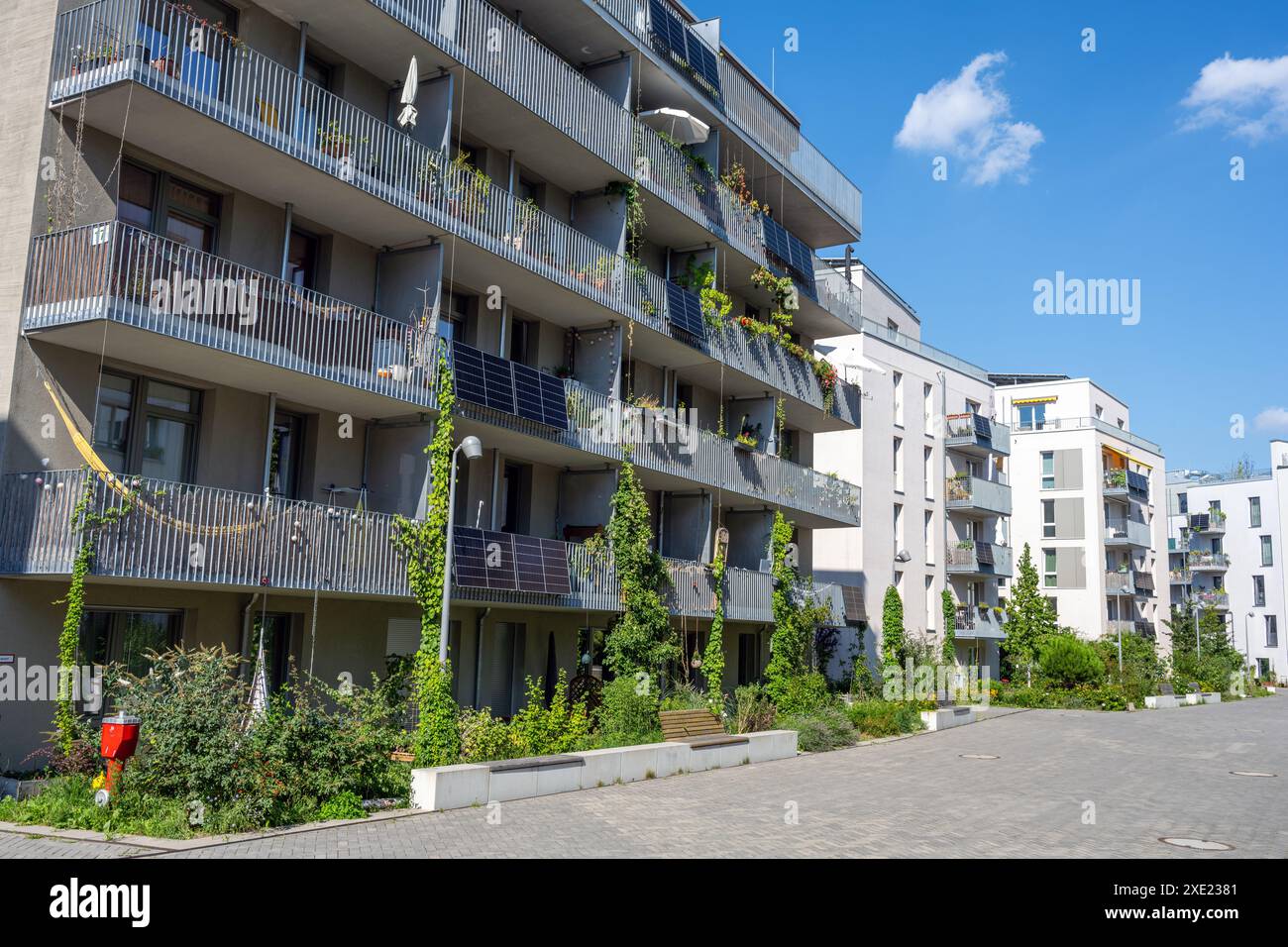 Nuovi appartamenti in un'area di sviluppo residenziale a Berlino, Germania Foto Stock