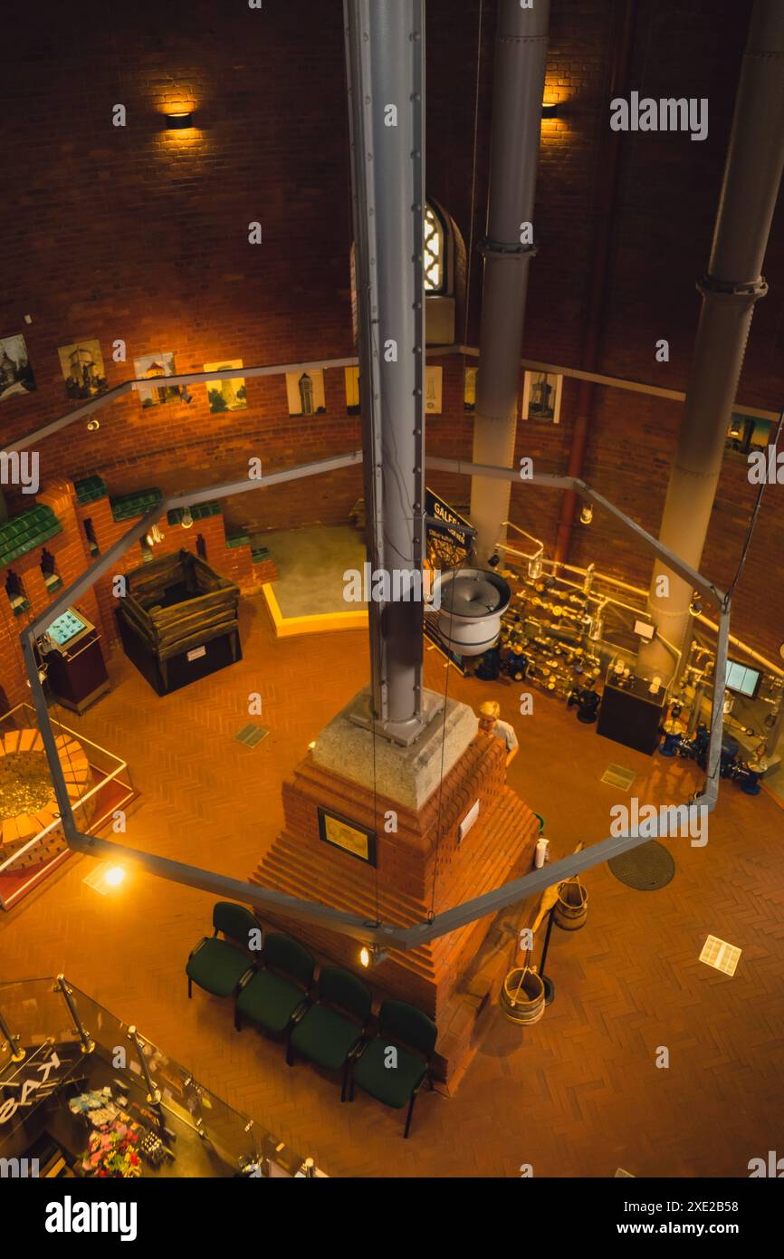 Bydgoszcz, Polonia - agosto 2022 Museo dei mattoni antichi Wieza Cisnien - Muzeum Wodociagow a Bydgoszcz. La Torre dell'acqua, città storica Foto Stock