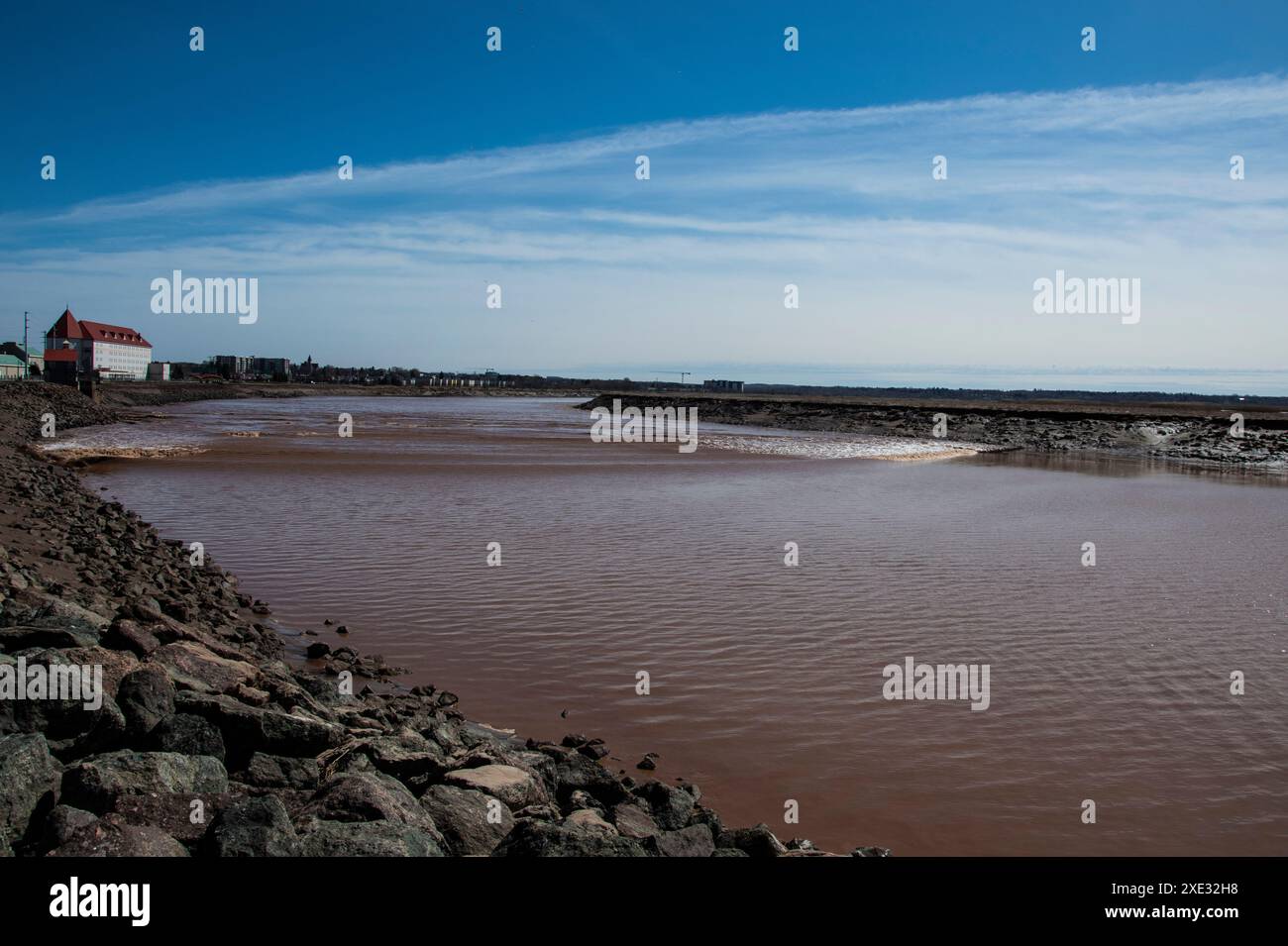 Tunnel di marea sul fiume Petitcodiac a Moncton, nuovo Brunswick, Canada Foto Stock