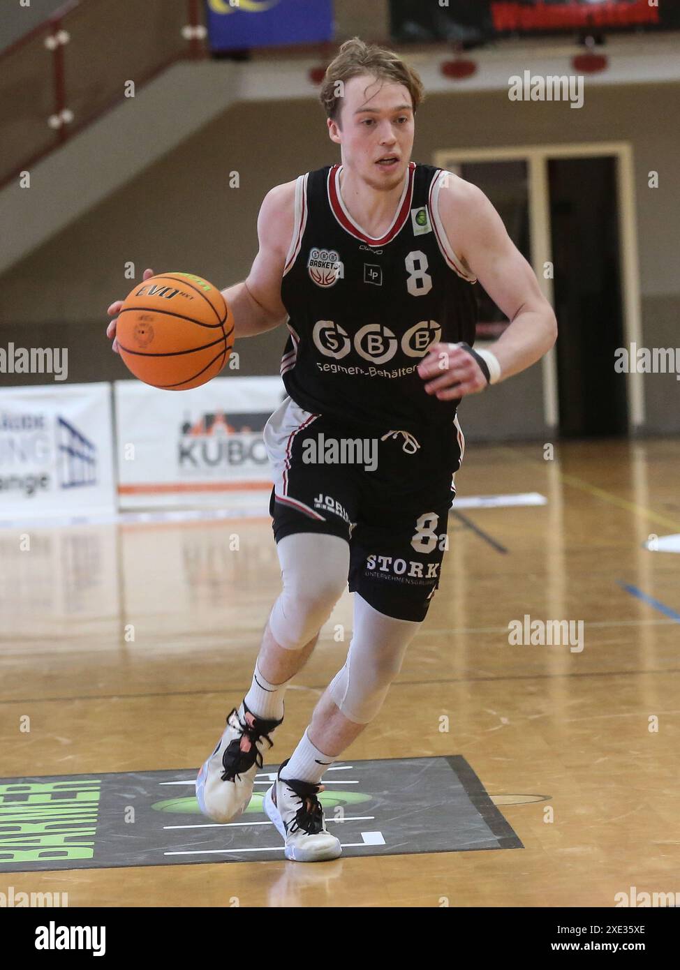 Lennard Winter (8, FFS) Barmer 2.Basket Bundesliga Pro B Nord stagione 2023-24 FFS Baskets -Berlin Braves 2000 su 04.11.2023 Foto Stock