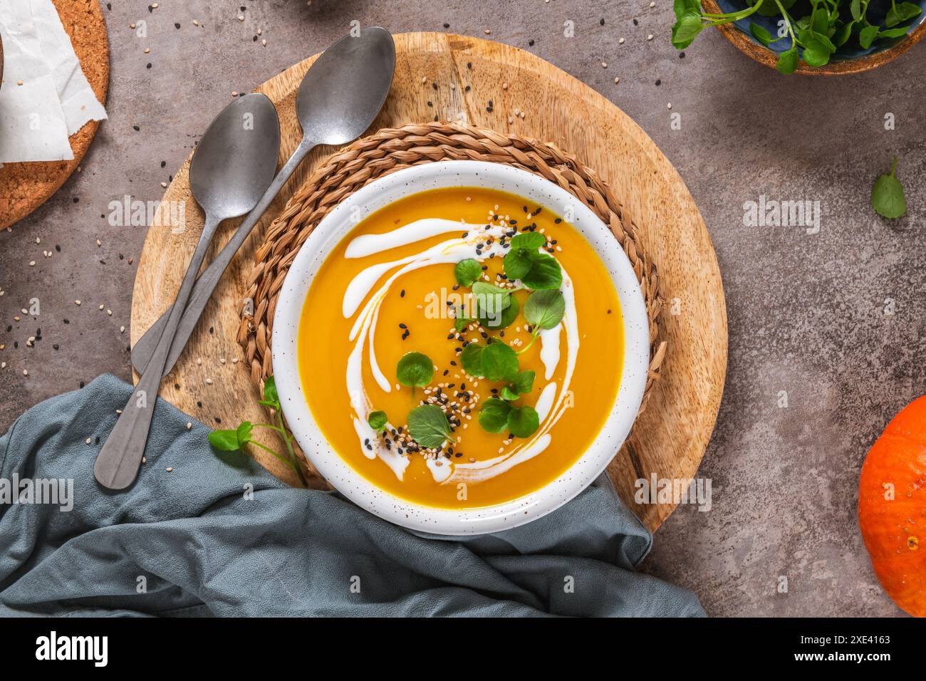 Cremosa zuppa di zucca Foto Stock