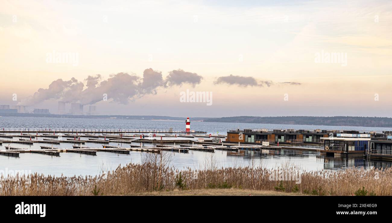 Riposo invernale a BÃ¤Rwalder SEE nel paesaggio del lago Lusaziano 2 Foto Stock