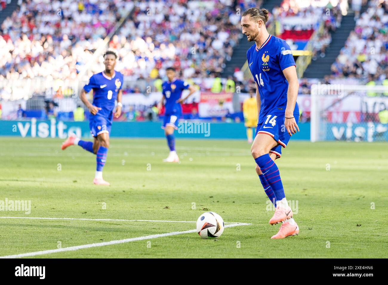 BVB Stadion Dortmund, Dortmund, Germania. 25 giugno 2024. Euro 2024 gruppo D calcio, Francia contro Polonia; Adrien Rabiot (fra) credito: Action Plus Sports/Alamy Live News Foto Stock