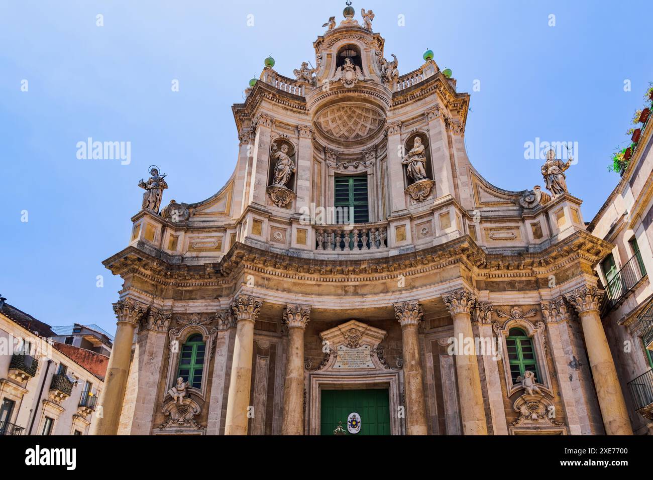 L'antica Collegiata reale ed eminente della Basilica di nostra Signora delle Alpe a Catania, Sicilia, Italia, Mediterraneo, Europa Foto Stock