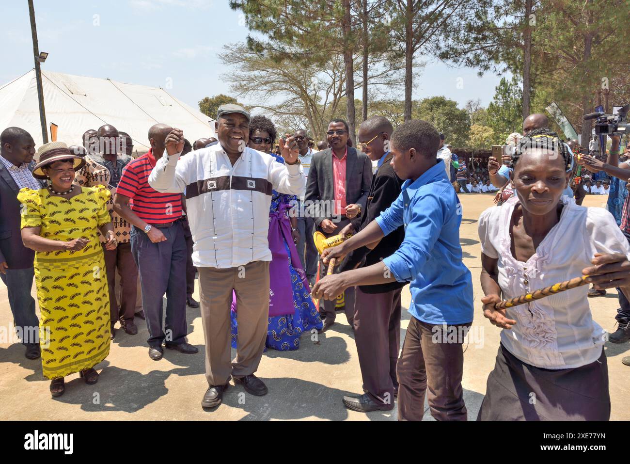 Il Presidente banda arriva alla cerimonia di Pa ng'wena, Kasama, Zambia, Africa Foto Stock