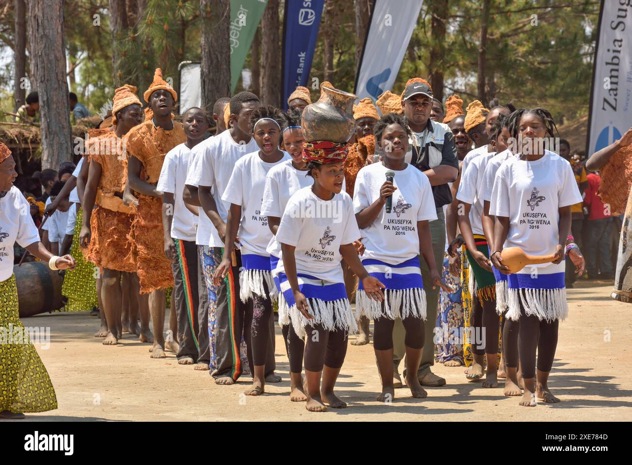Ukusefya pa ng'wena, una cerimonia tradizionale del popolo Bemba, Kasama, Zambia Foto Stock