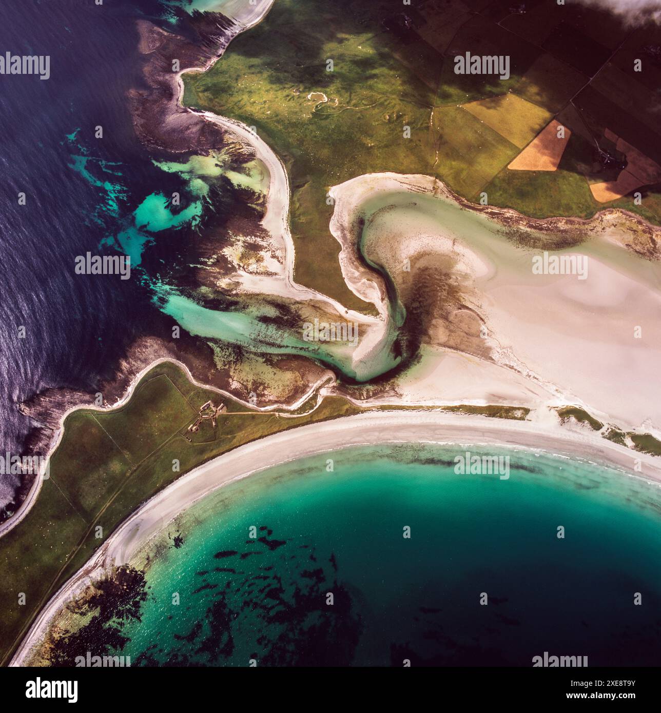 Veduta aerea di Tres Ness, Sanday Island, Orcadi, Scozia, Regno Unito Foto Stock