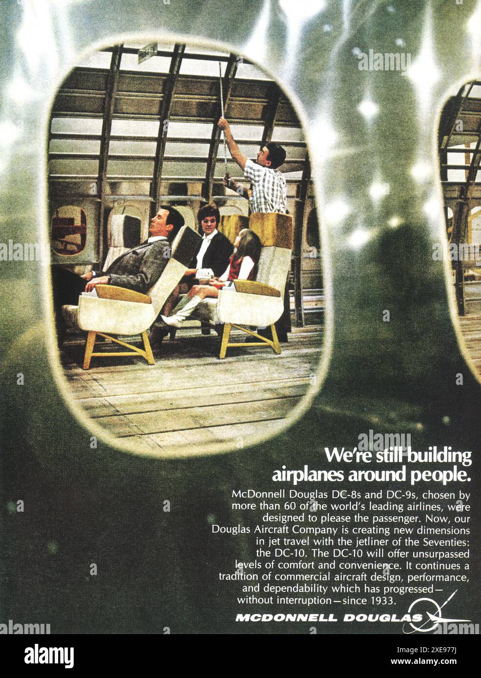 1969 McDonnell Douglas ad. 'Ancora costruire aeroplani intorno alle persone ' Foto Stock