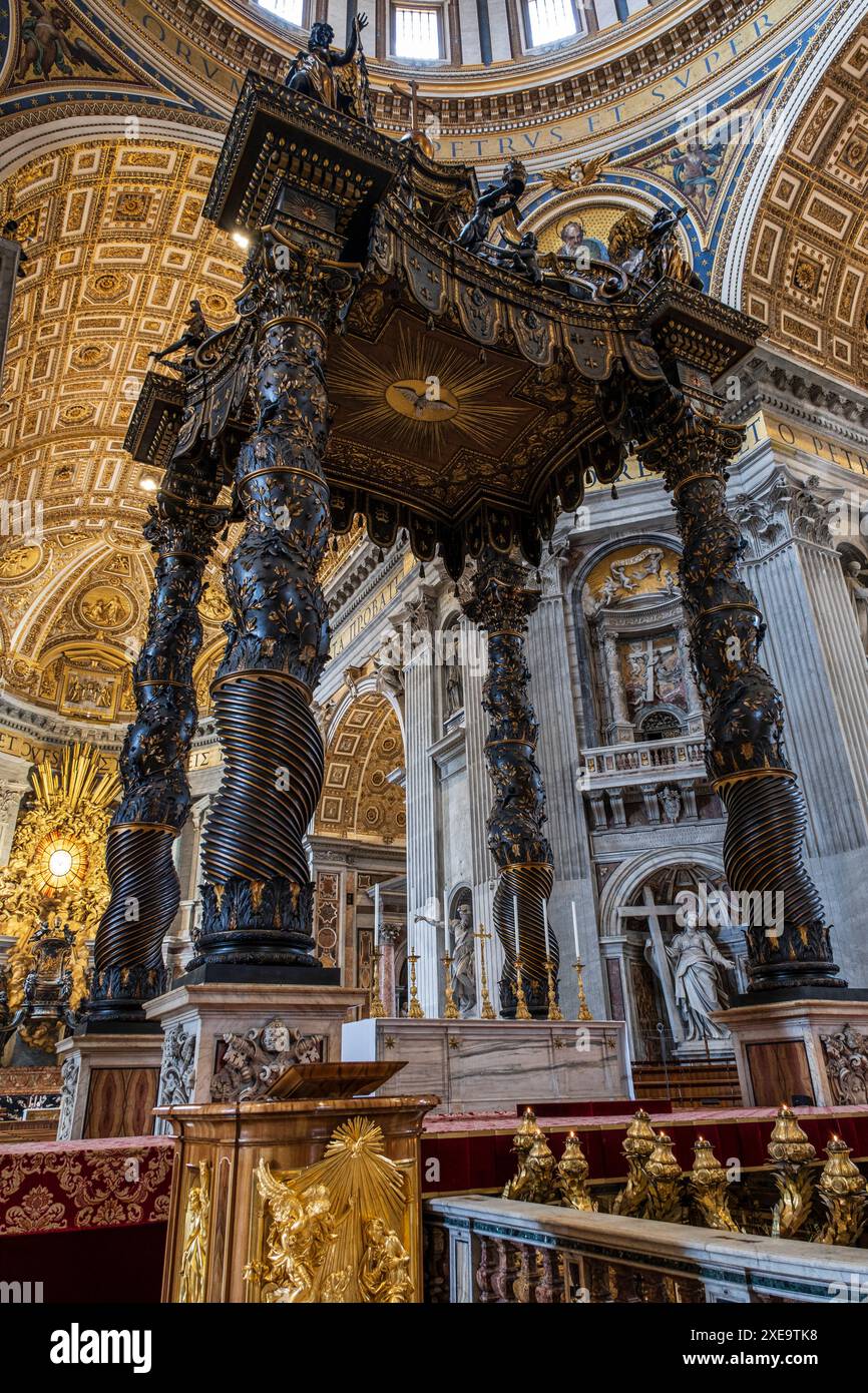 Baldacchino di San Pedro Foto Stock