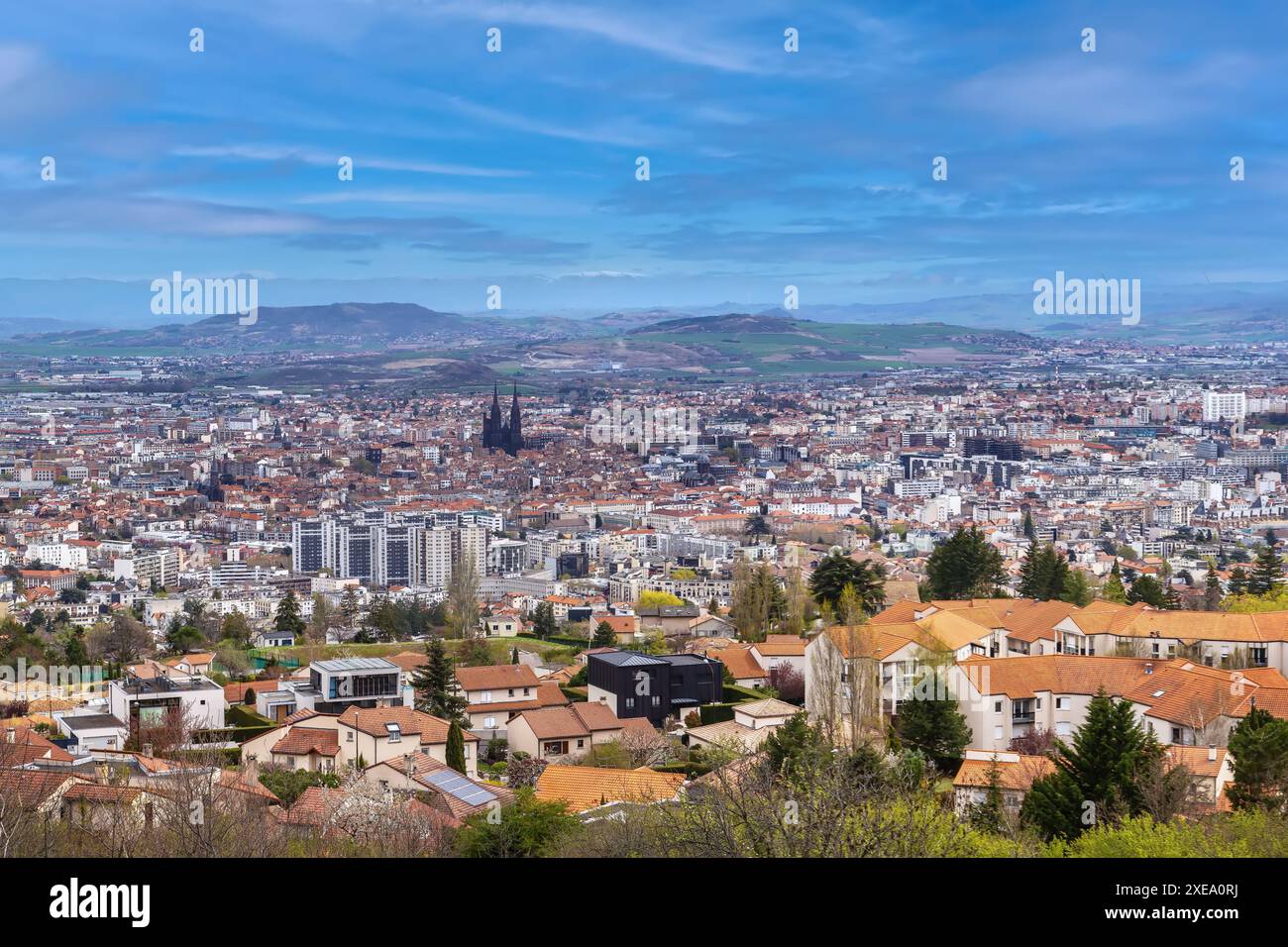 Vista aerea di Clermont-Ferrand, Francia Foto Stock