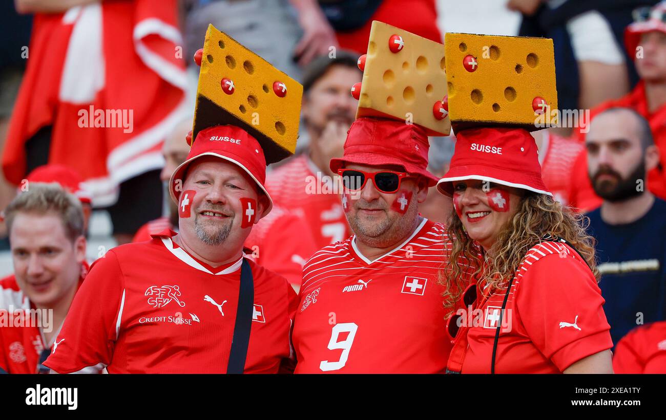 Francoforte sul meno, Ger. 23 giugno 2024. 23 giugno 2024, calcio, Euro 2024, turno preliminare, Svizzera C Germania, GER, Francoforte, stadio tifosi svizzeri, credito: HMB Media/Alamy Live News Foto Stock