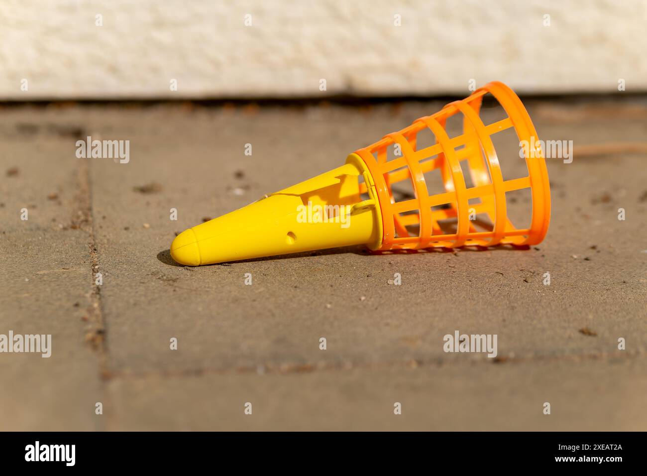 Coppetta per la cattura dei giocattoli dei vecchi tempi Foto Stock