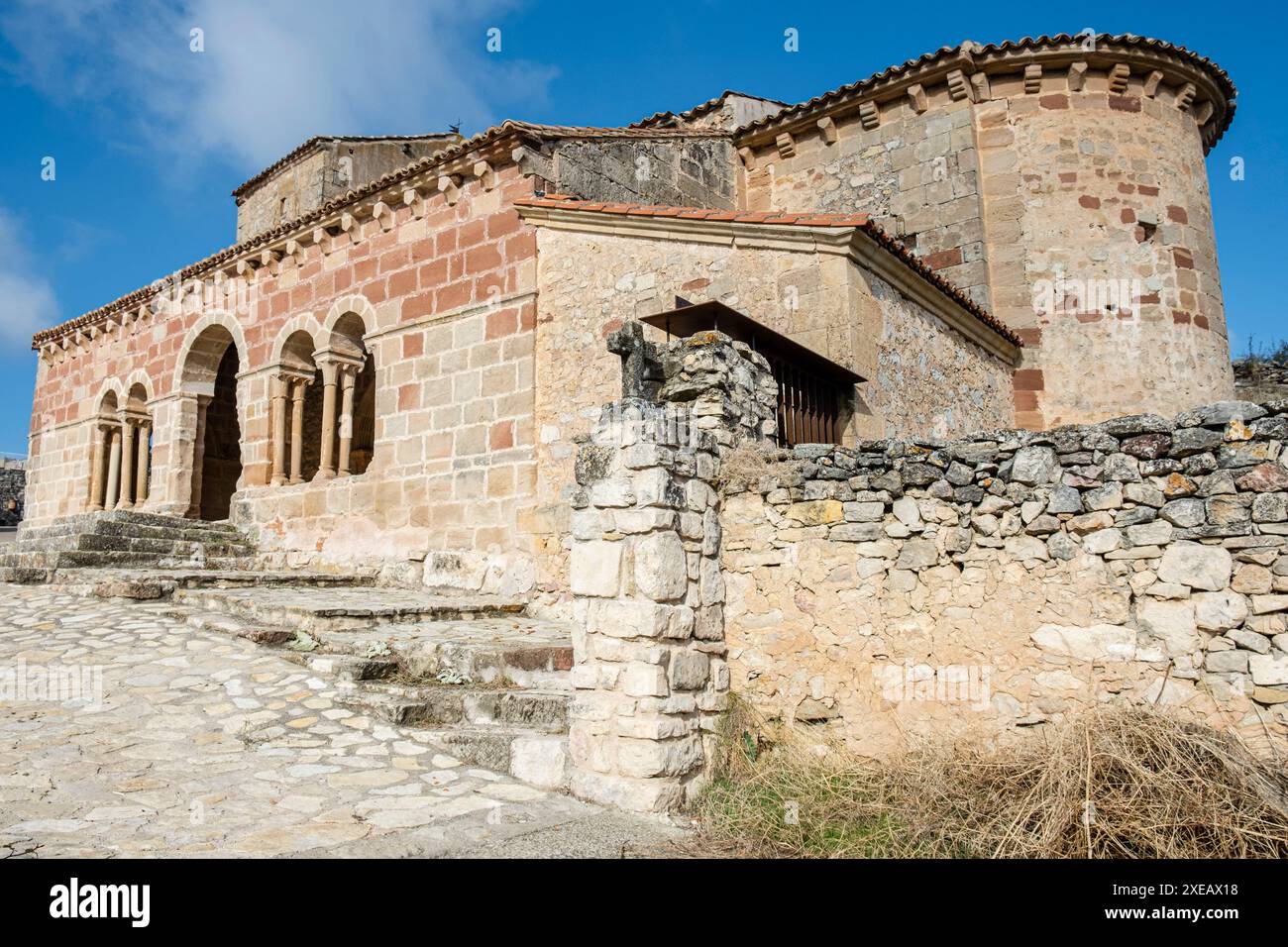 Chiesa romanica di Jodra del Pinar Foto Stock