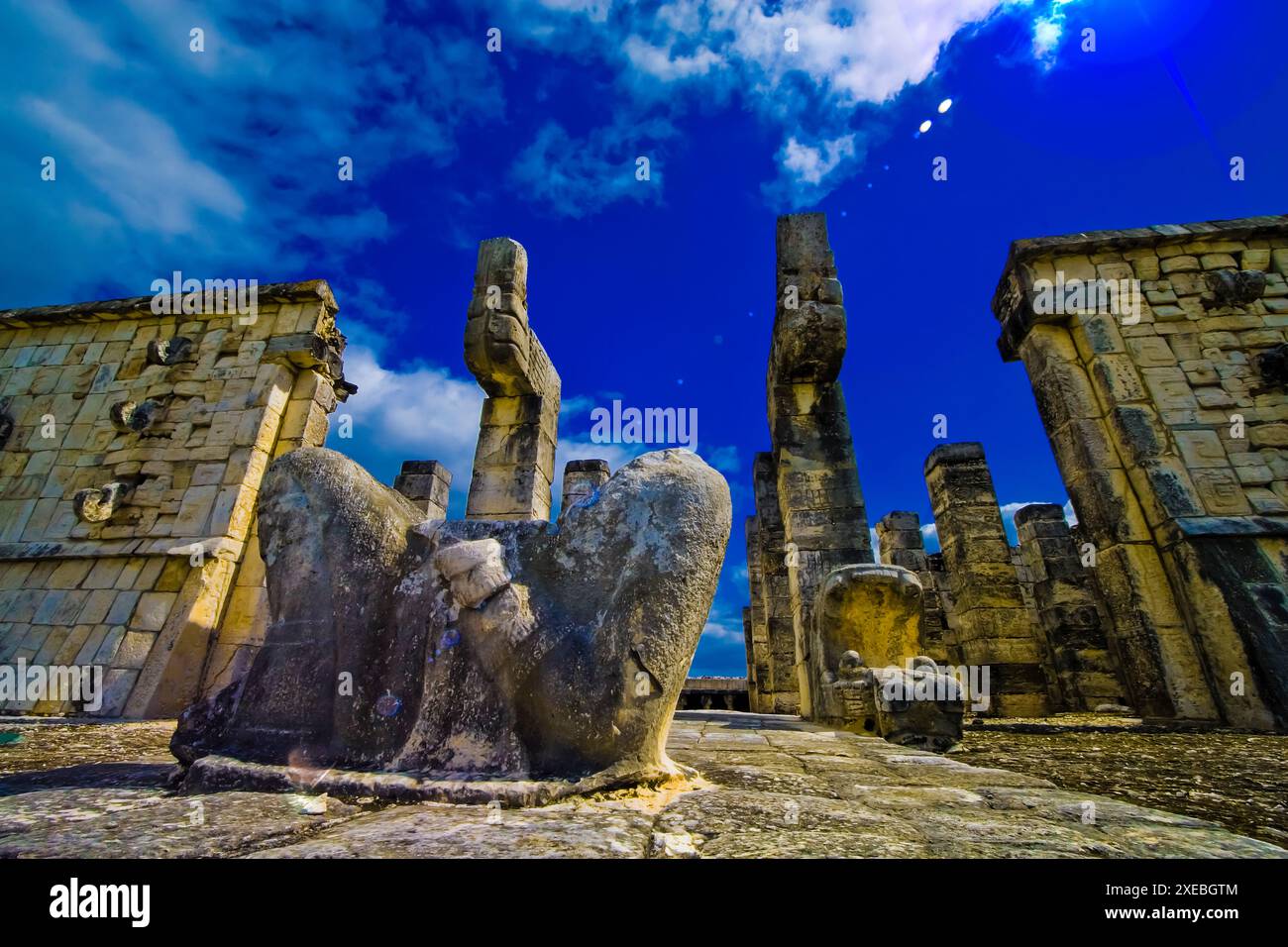 Tempio dei Guerrieri mancante capo Chichen Itza Chac-Mool Maya Messico Foto Stock