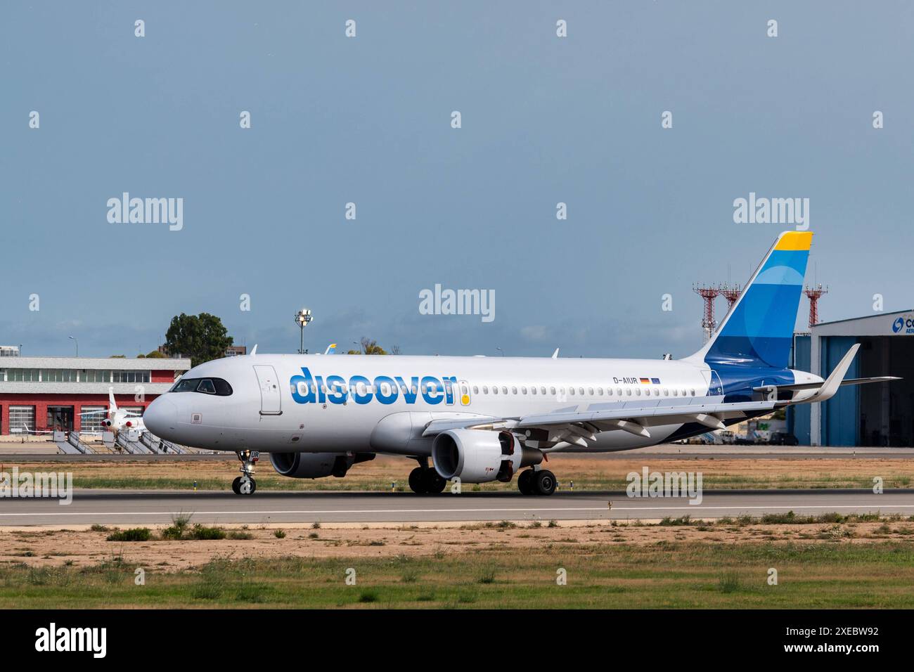 20240626 Palma de Mallorca PALMA, SPAGNA - GIUGNO 26 2024 : D-AIUR DISCOVER AIRLINES AIRBUS A320-200 a - Palma de Mallorca il 26 giugno 2024 a Palma, . Palma Baleares Spagna *** 20240626 Palma de Mallorca PALMA, SPAGNA GIUGNO 26 2024 D AIUR DISCOVER AIRLINES AIRBUS A320 200 a Palma de Mallorca il 26 giugno 2024 a Palma, Palma Baleares Spagna Foto Stock