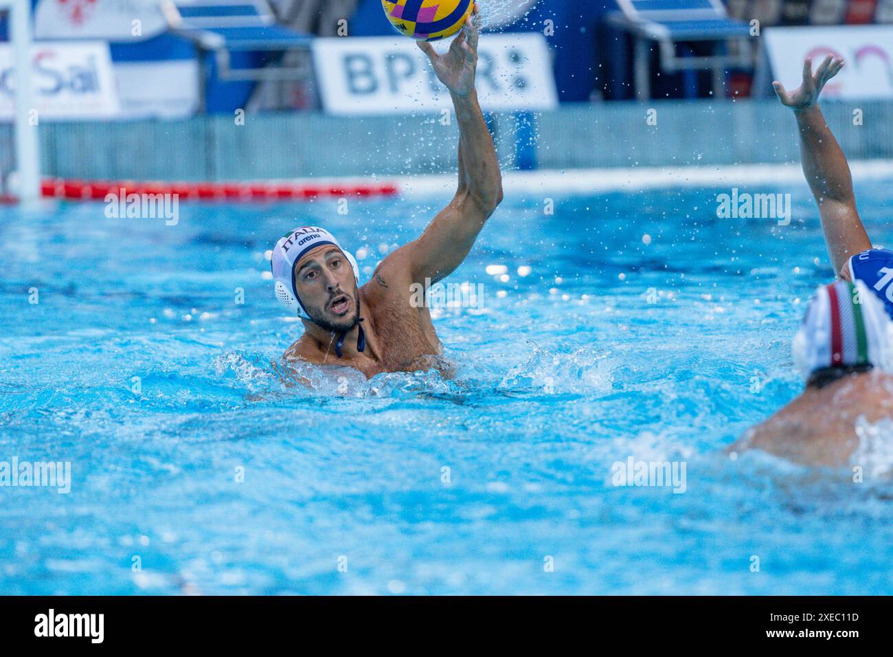 Gonzalo Echenique (Italia) durante la prova maschile - Italia vs Romania, partita internazionale di pallanuoto a Firenze, Italia, giugno 26 2024 Foto Stock