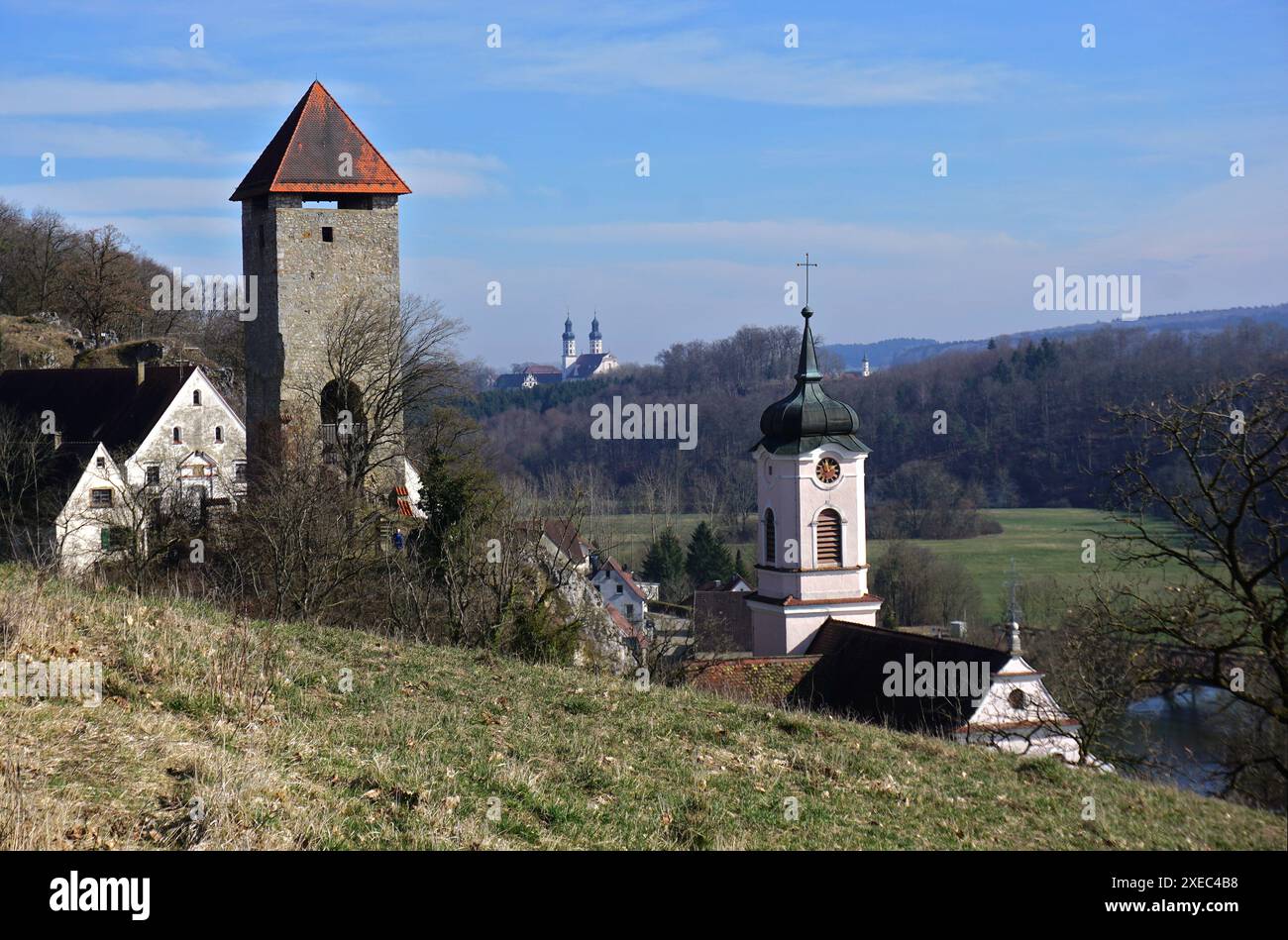 Castello con chiesa e monastero Obermarchtal nel quartiere Alb-Donau, Alb svevo; Baden-WÃ¼rttemb Foto Stock