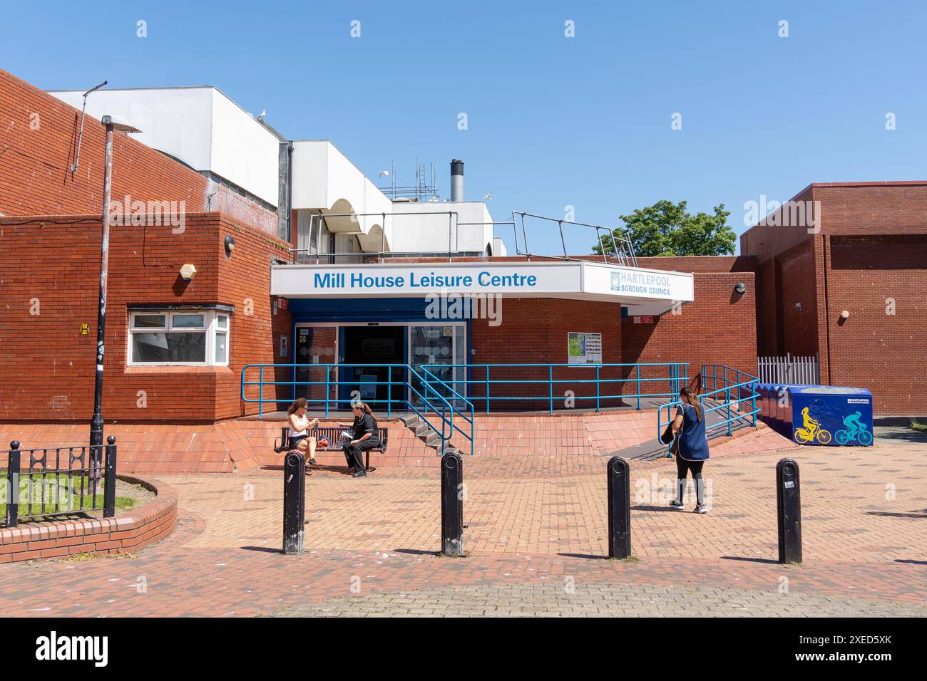 Hartlepool, Cleveland, Regno Unito. Mill House Leisure Centre - la piscina pubblica in citta'. Foto Stock