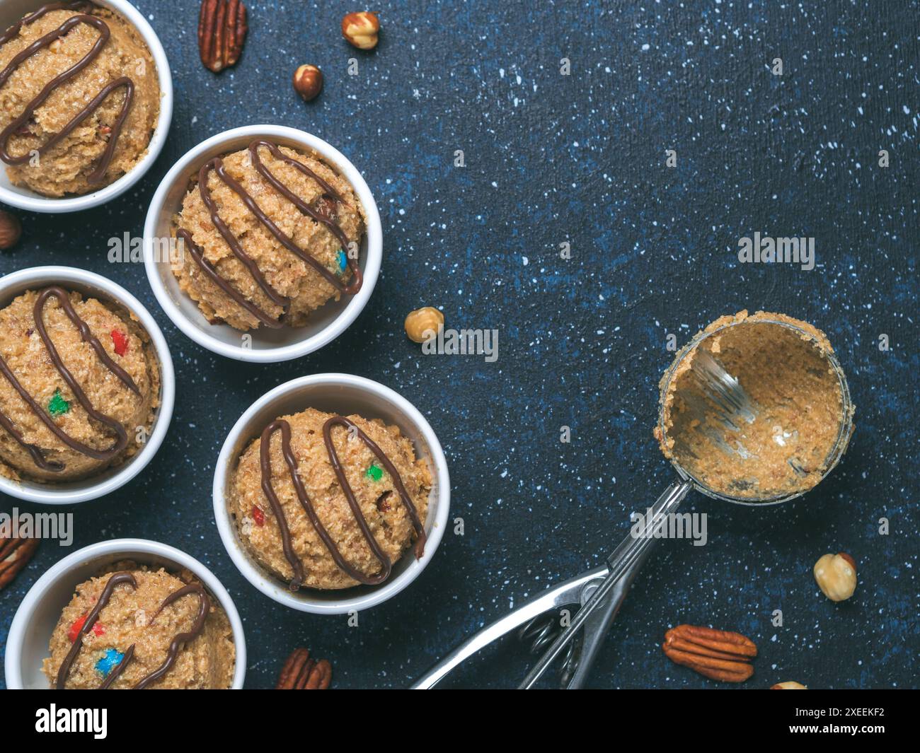 Impasto di biscotto di mostro crudo mangiabile Foto Stock