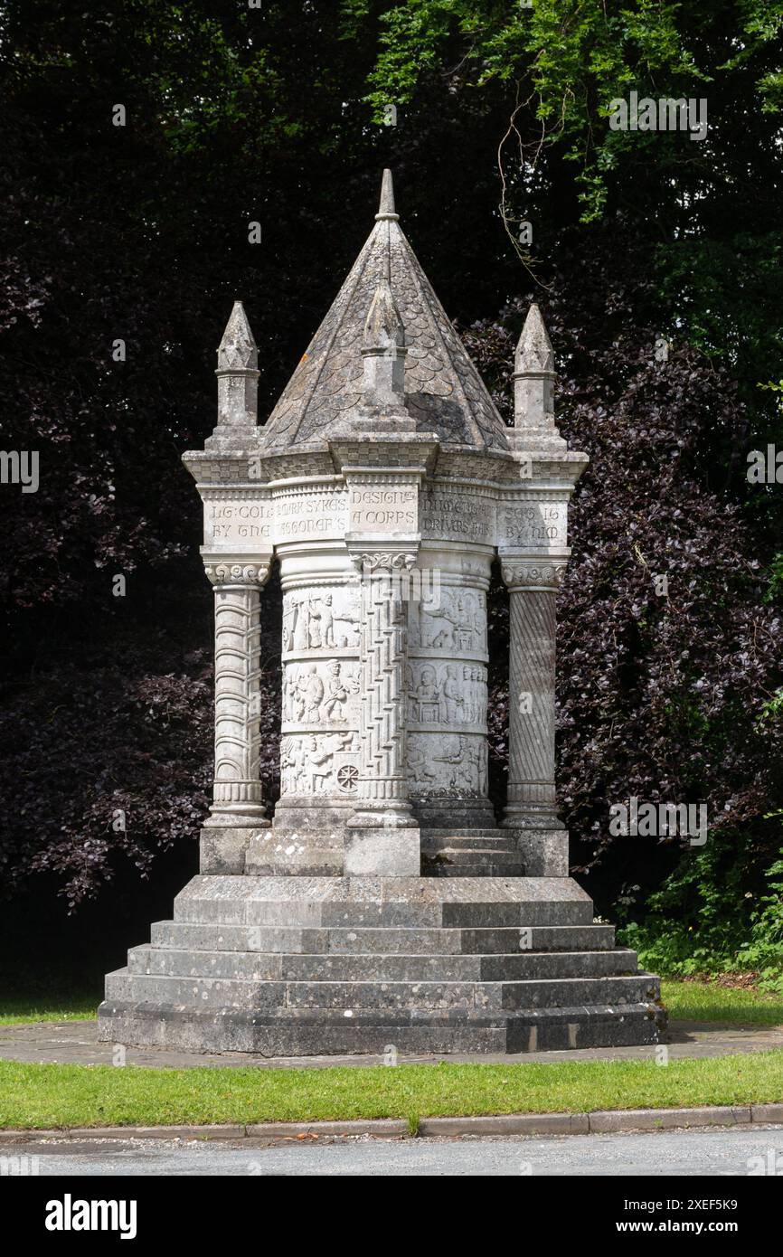 Il Wagoners' Memorial, un memoriale di guerra nel villaggio di Sledmere nell'East Riding of Yorkshire, Inghilterra, Regno Unito Foto Stock