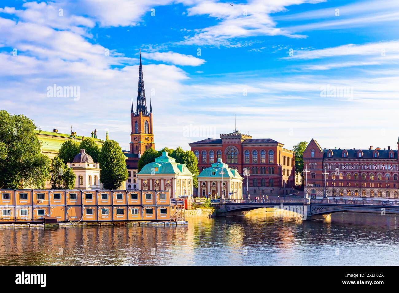 Gli antichi edifici della città Foto Stock