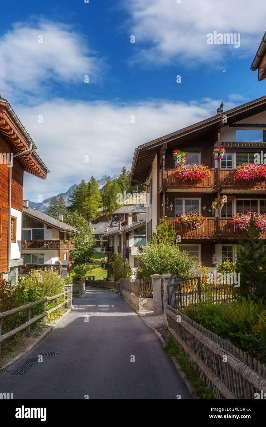 Villaggio alpino estivo di Zermatt, Svizzera Foto Stock