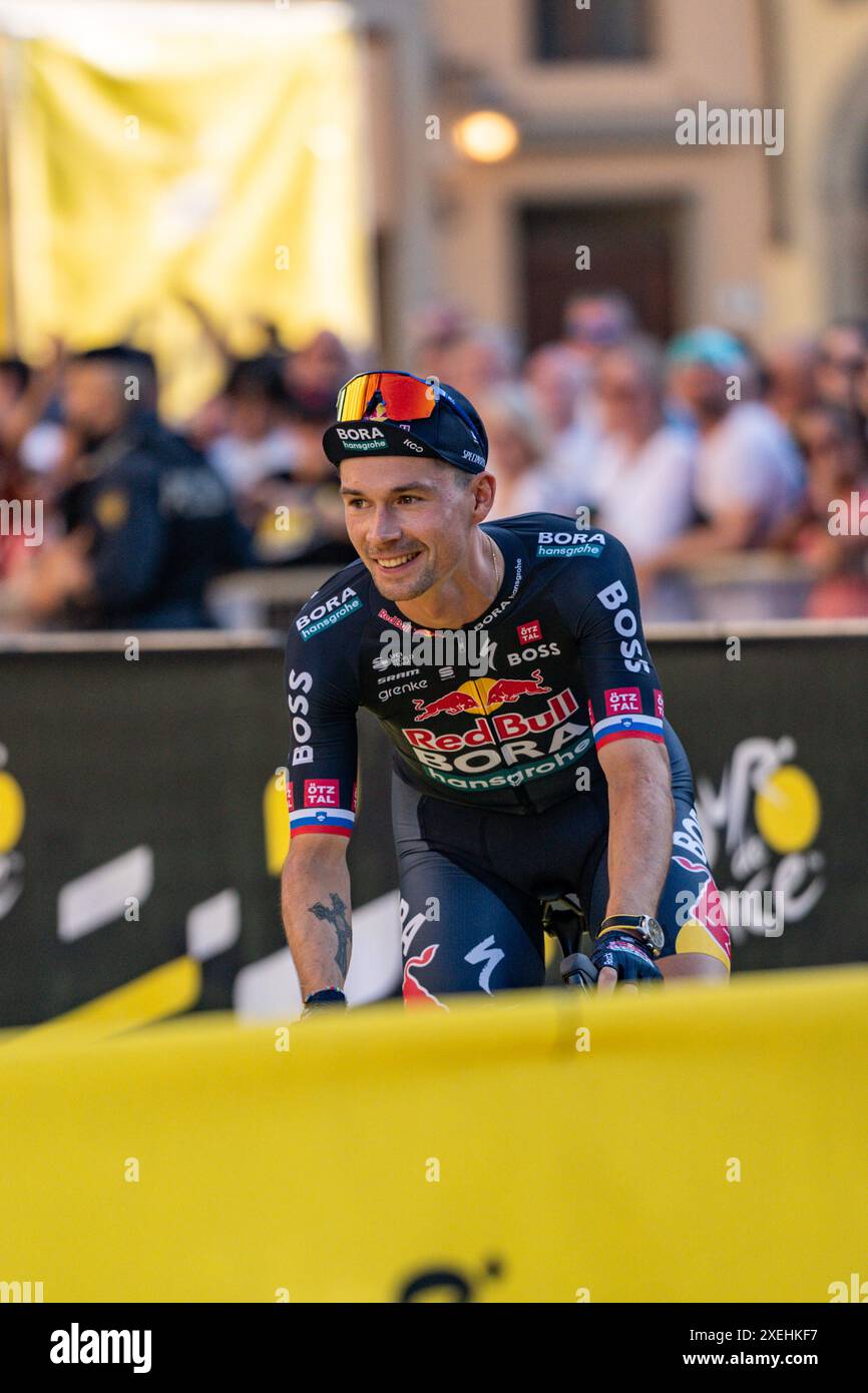 ROGLIC Primoz (Redbull BORA-Hansgrohe) durante la presentazione del Team, gara Tour De France a Firenze, Italia, giugno 27 2024 Foto Stock