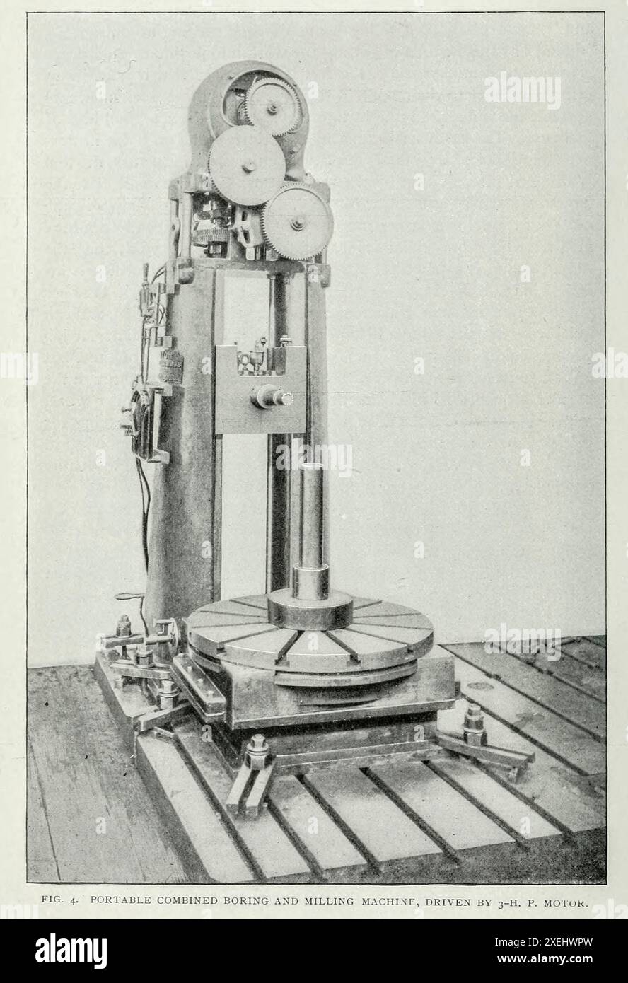 MACCHINA COMBINATA PORTATILE PER ALESATURA E FRESATURA, AZIONATA DA 3-H.. MOTORE P. Dall'articolo ENERGIA ELETTRICA NELLE OPERE DI INGEGNERIA. Di Louis Bell della rivista Engineering dedicata al progresso industriale volume XVIII 1899-1900 The Engineering Magazine Co Foto Stock