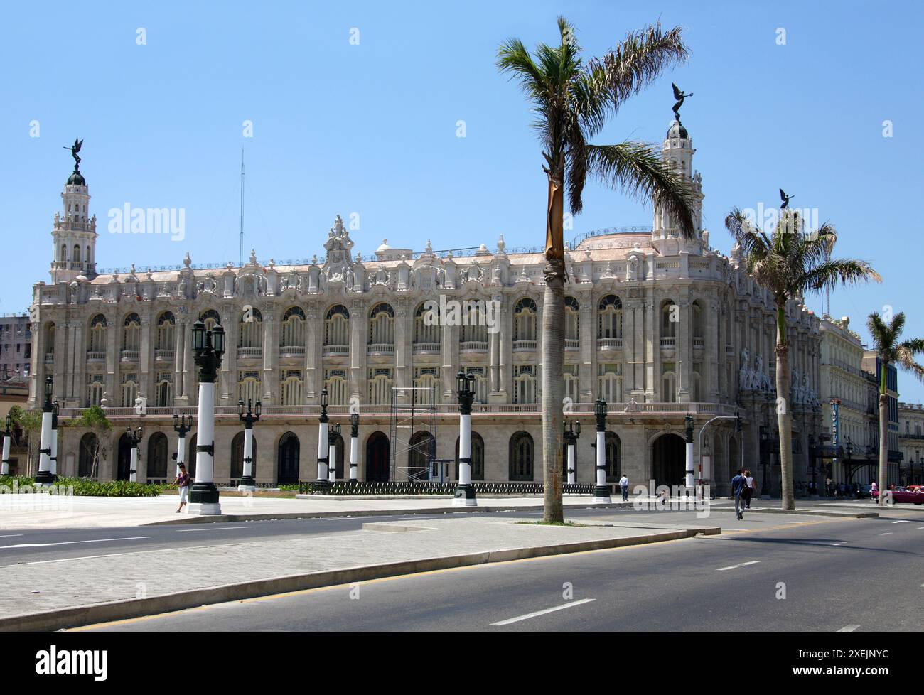 Il Gran Teatro dell'Avana (Gran Teatro de la Habana), Paseo de Marti´ (detto Prado), l'Avana Vecchia, Cuba, Caraibi. Foto Stock