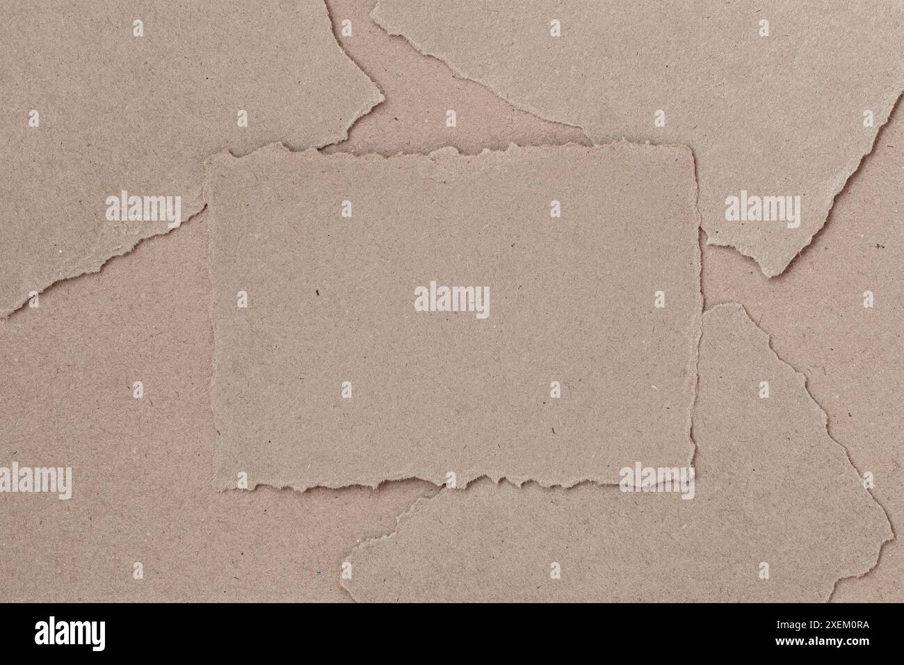 Foro quadrato strappato in carta artigianale con spazio di copia Foto Stock