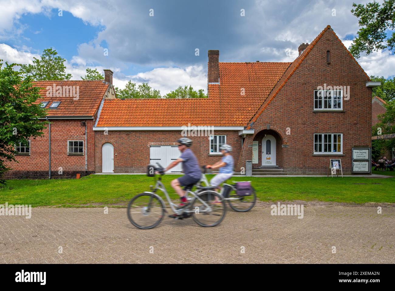 De Landloper, centro di esperienza, caffetteria ed ex direttore della colonia di Wortel vicino a Hoogstraten, provincia di Anversa, Fiandre, Belgio Foto Stock