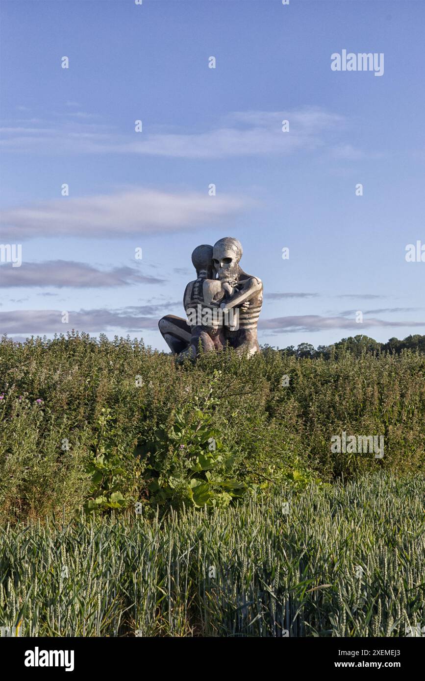 Abbraccio Nuba, la situazione dei popoli Nuba del Sudan Foto Stock