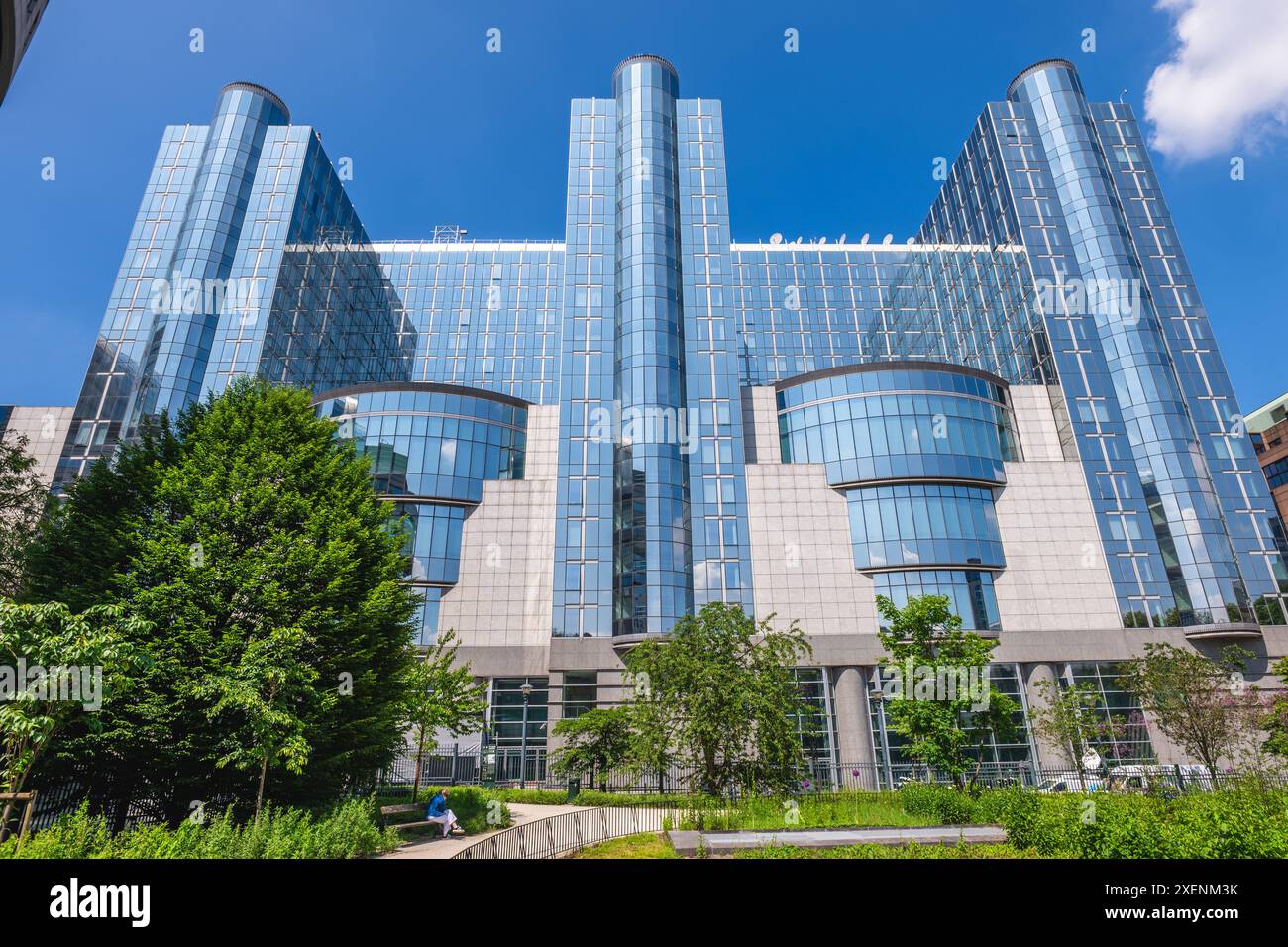 7 giugno 2024: Espace Leopold, o Leopoldruimte, è il complesso di edifici del parlamento situati a Bruxelles, in Belgio, e che ospita il parlamento europeo Foto Stock