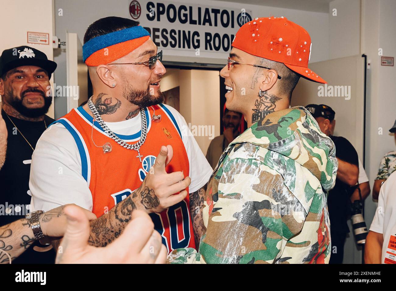 San Siro , Milano, Italia, 28 giugno 2024, GUE Pequeno e sfera Ebbasta durante il Club Dogo - San Siro - Concerto musicale Foto Stock