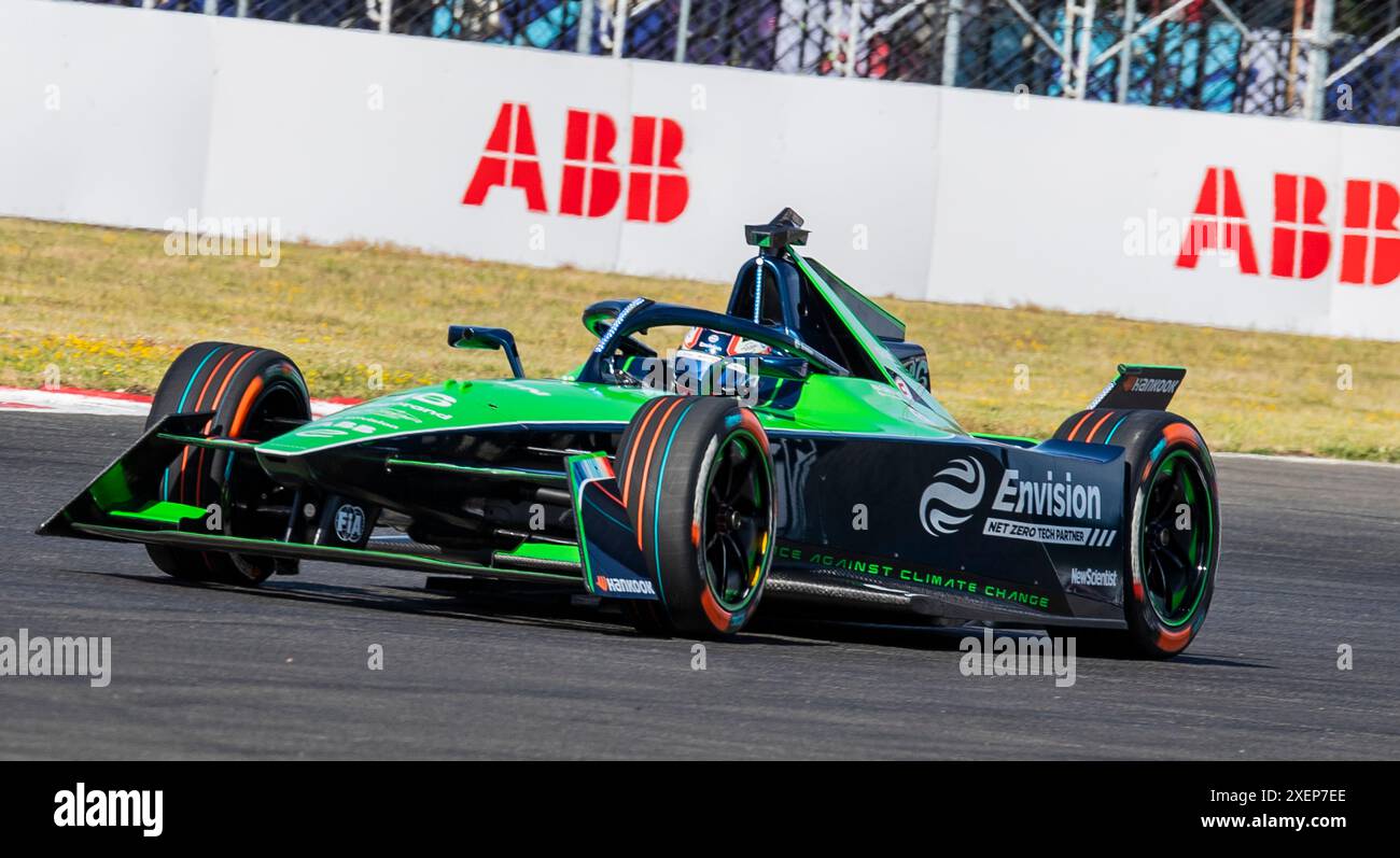 Giugno 28 2024 Portland, OR, pilota statunitense Paul Aron Envision Racing Formula e Team uscendo dalla curva 2 durante l'Hankook Formula e-Prix Practice 1 al Portland International Raceway Portland, O Thurman James/CSM Foto Stock