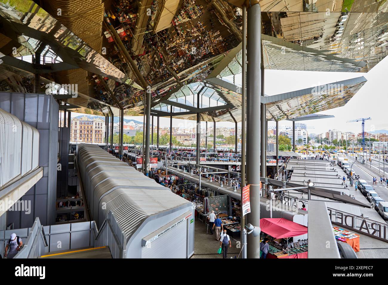 Mercato Encants, Plaça de les Glòries, Barcellona, Catalunya, Spagna, Europa Foto Stock