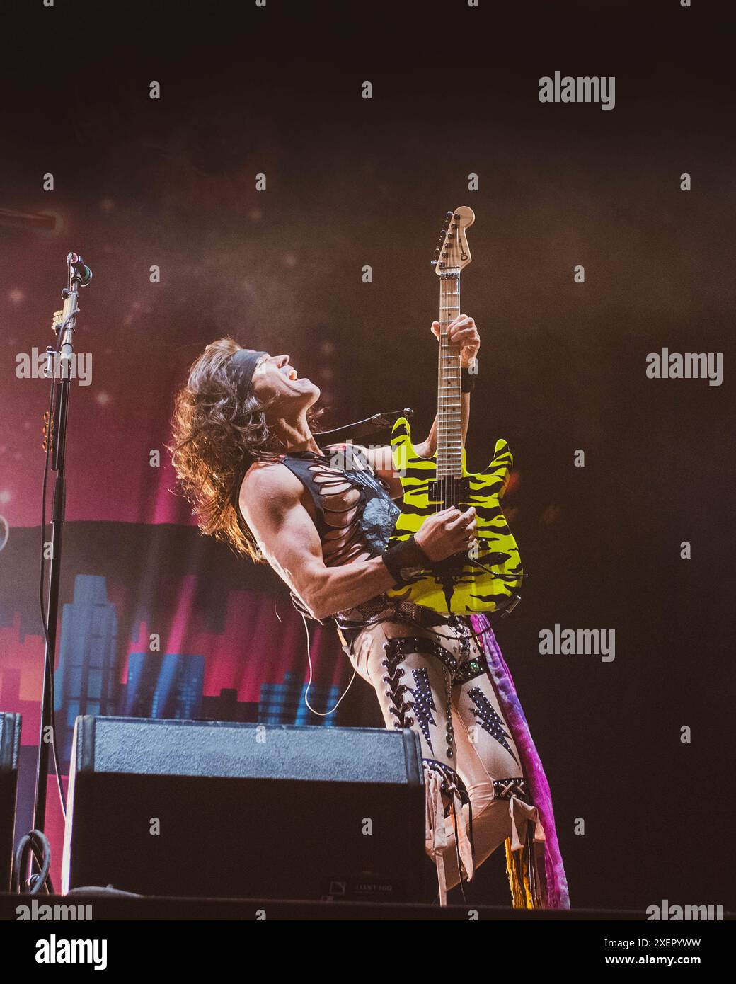 L'american Band Steel Panther si è esibita al Danish Copenhell Festival 2024. Credito: Andrea Pinna Foto Stock