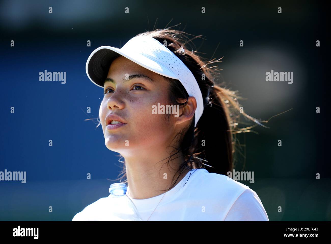 Emma Raducanu si pratica all'All England Lawn Tennis and Croquet Club di Londra in vista dei Campionati di Wimbledon, che inizieranno il 1° luglio. Data foto: Sabato 29 giugno 2024. Foto Stock Emma Raducanu si pratica all'All England Lawn Tennis and Croquet Club di Londra in vista dei Campionati di Wimbledon, che inizieranno il 1° luglio. Data foto: Sabato 29 giugno 2024. Foto Stock
