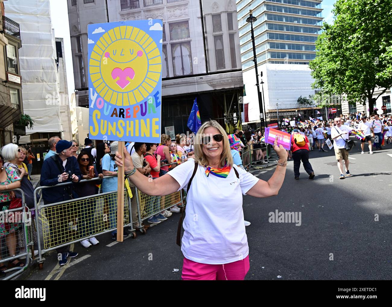 LONDRA, REGNO UNITO. 29 giugno 2024. Migliaia di persone partecipano al Pride di Londra 2024, Regno Unito. Credito: Vedi li/Picture Capital/Alamy Live News Foto Stock