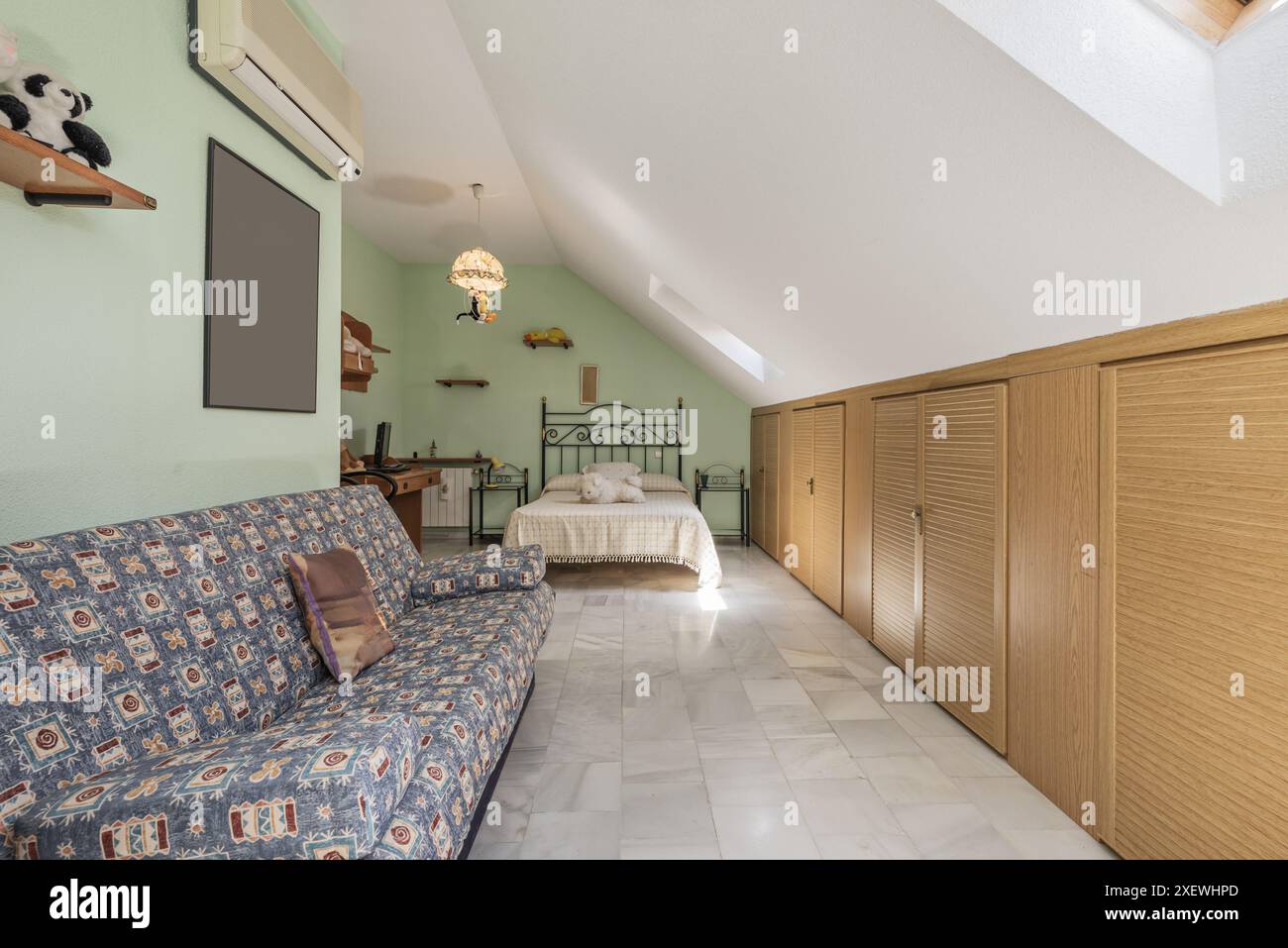 È essenziale che siano luoghi confortevoli e accoglienti che riflettano la nostra personalità e il nostro stile Foto Stock