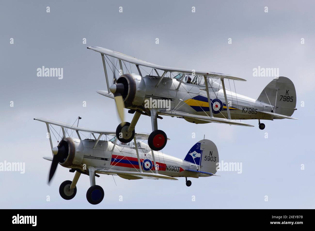 . Gloster, Gladiatore, G-GLAD, G-AMRA, Duxford. Display, Old Warden, Biggleswade, Bedfordshire, Inghilterra, Regno Unito. Foto Stock