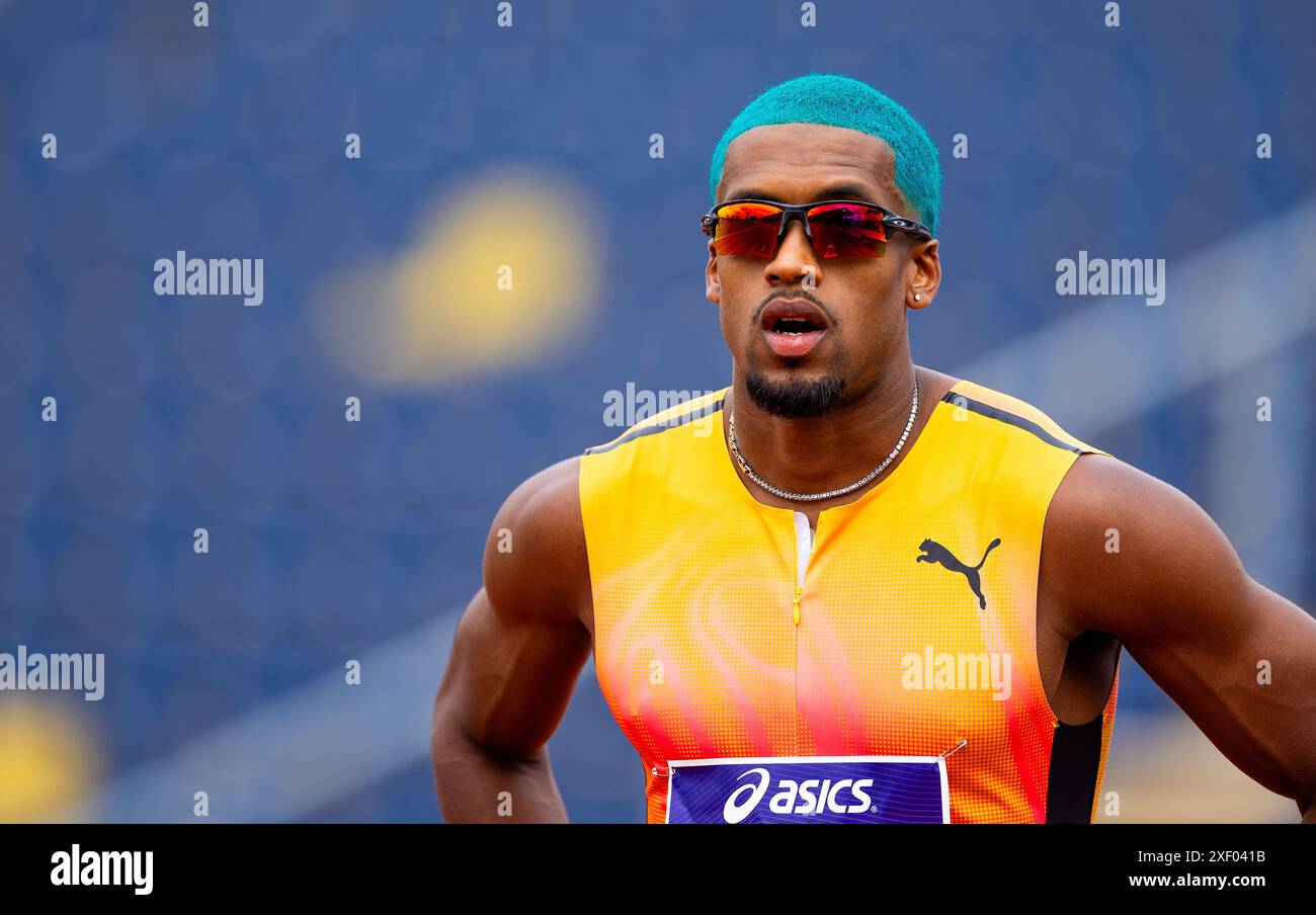 HENGELO - Isayah Boers durante la finale sui 400 metri del terzo giorno dei Campionati nazionali di atletica leggera nello Stadio FBK. ANP IRIS VAN DEN BROEK Foto Stock