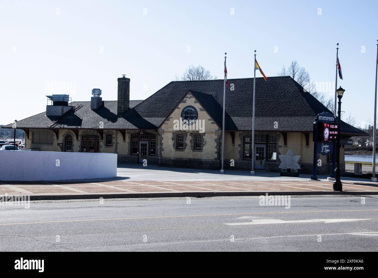 Il ristorante Five Kings Picaroons Brewhouse in King Street nel centro di St. Stephen, New Brunswick, Canada Foto Stock